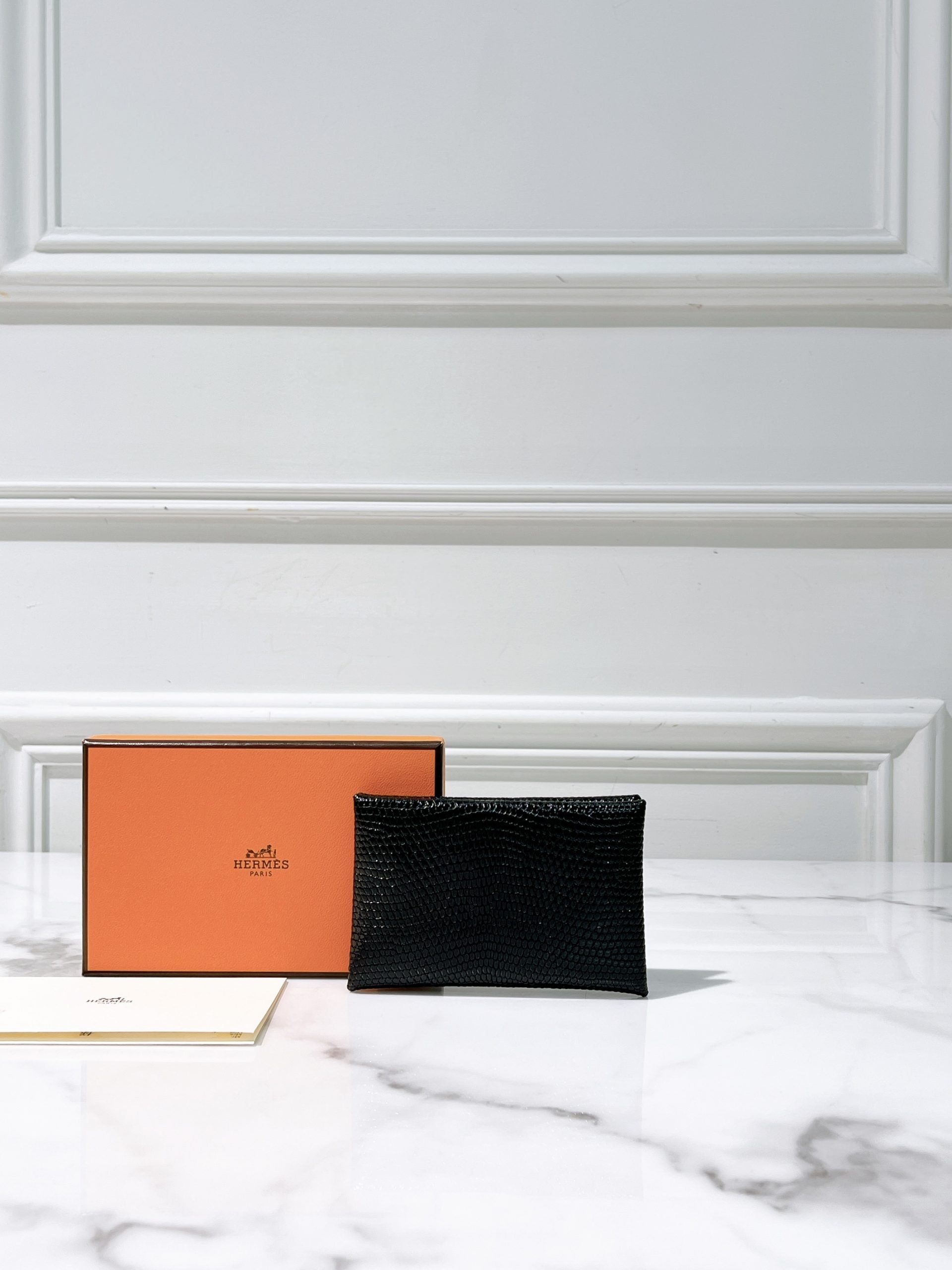 HERMES CALVI CARD HOLDER, Black/Silver