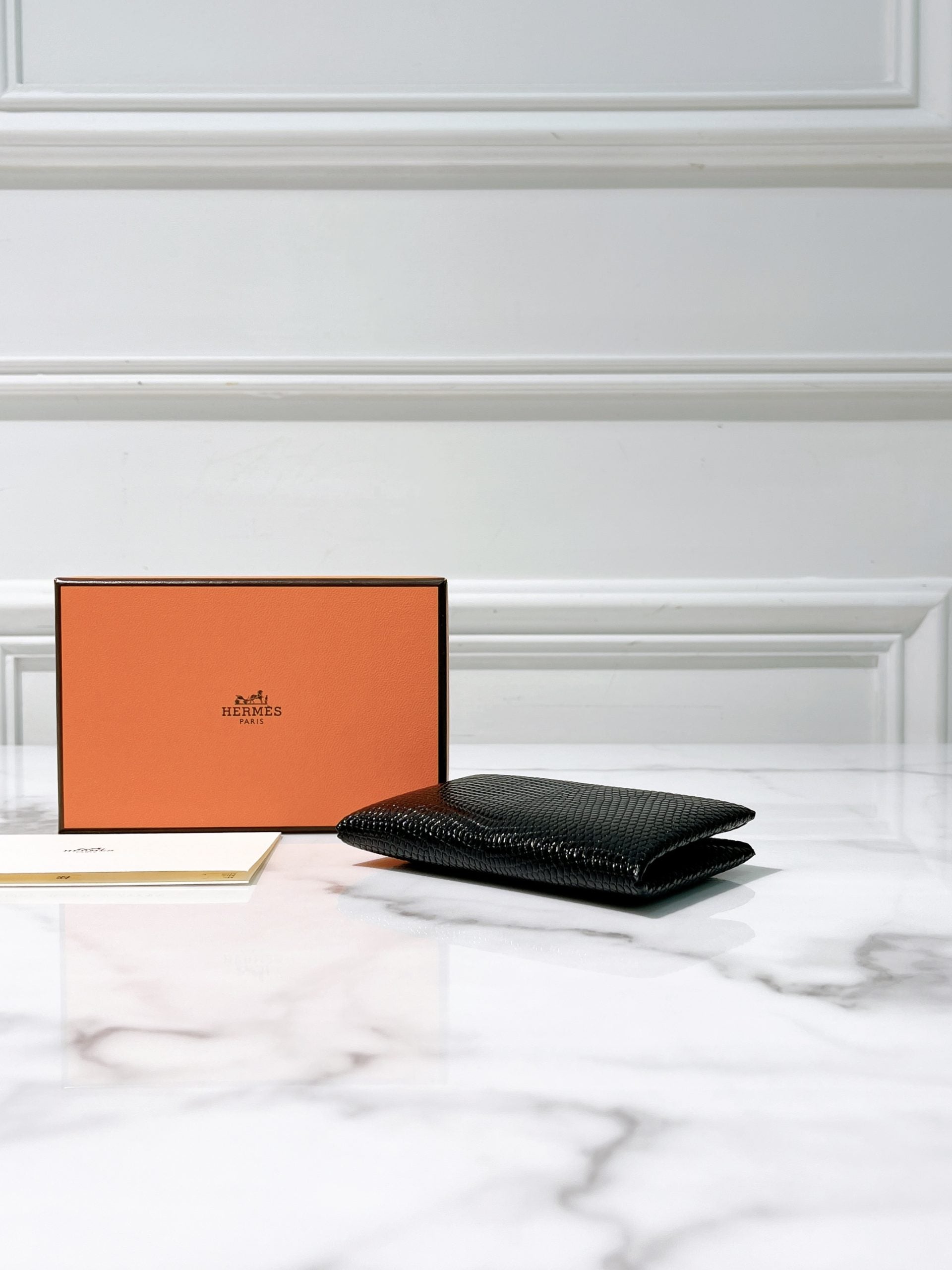 HERMES CALVI CARD HOLDER, Black/Silver