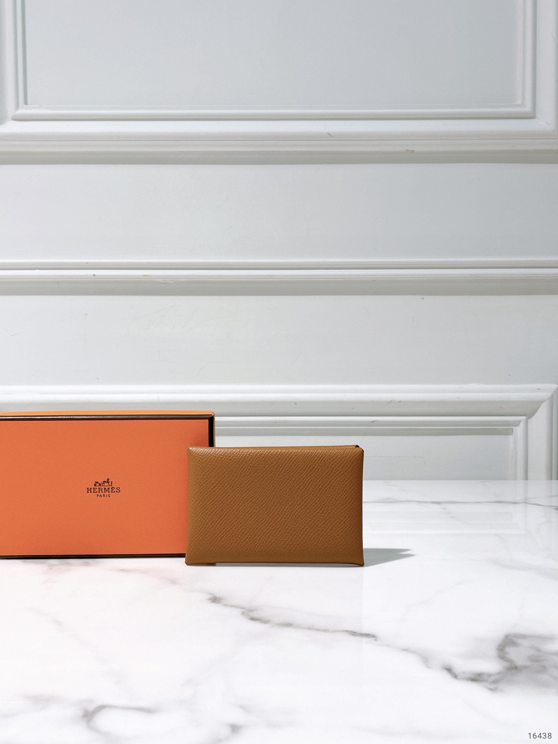 HERMES CALVI CARD HOLDER, Gold/Silver