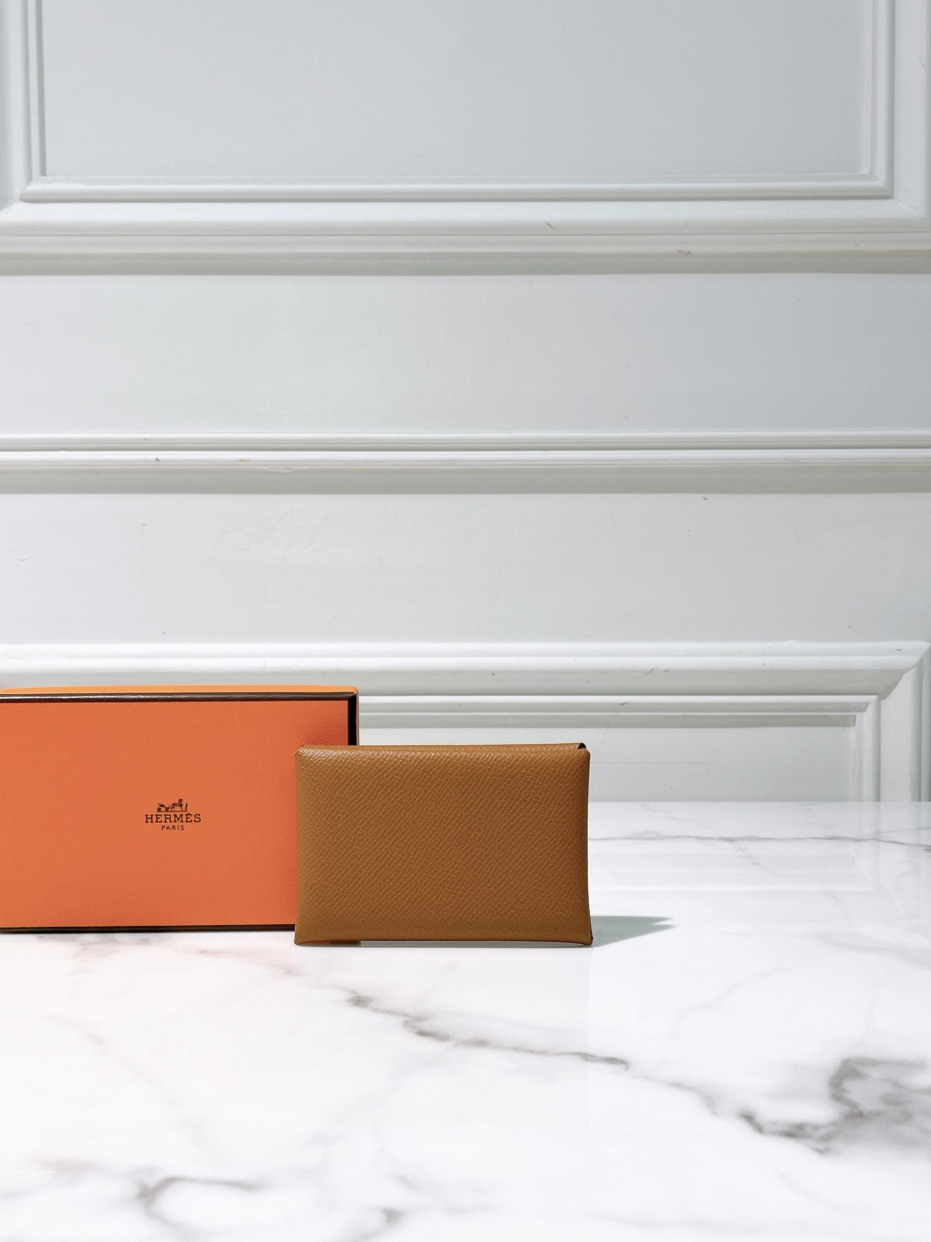 HERMES CALVI CARD HOLDER, Gold/Silver