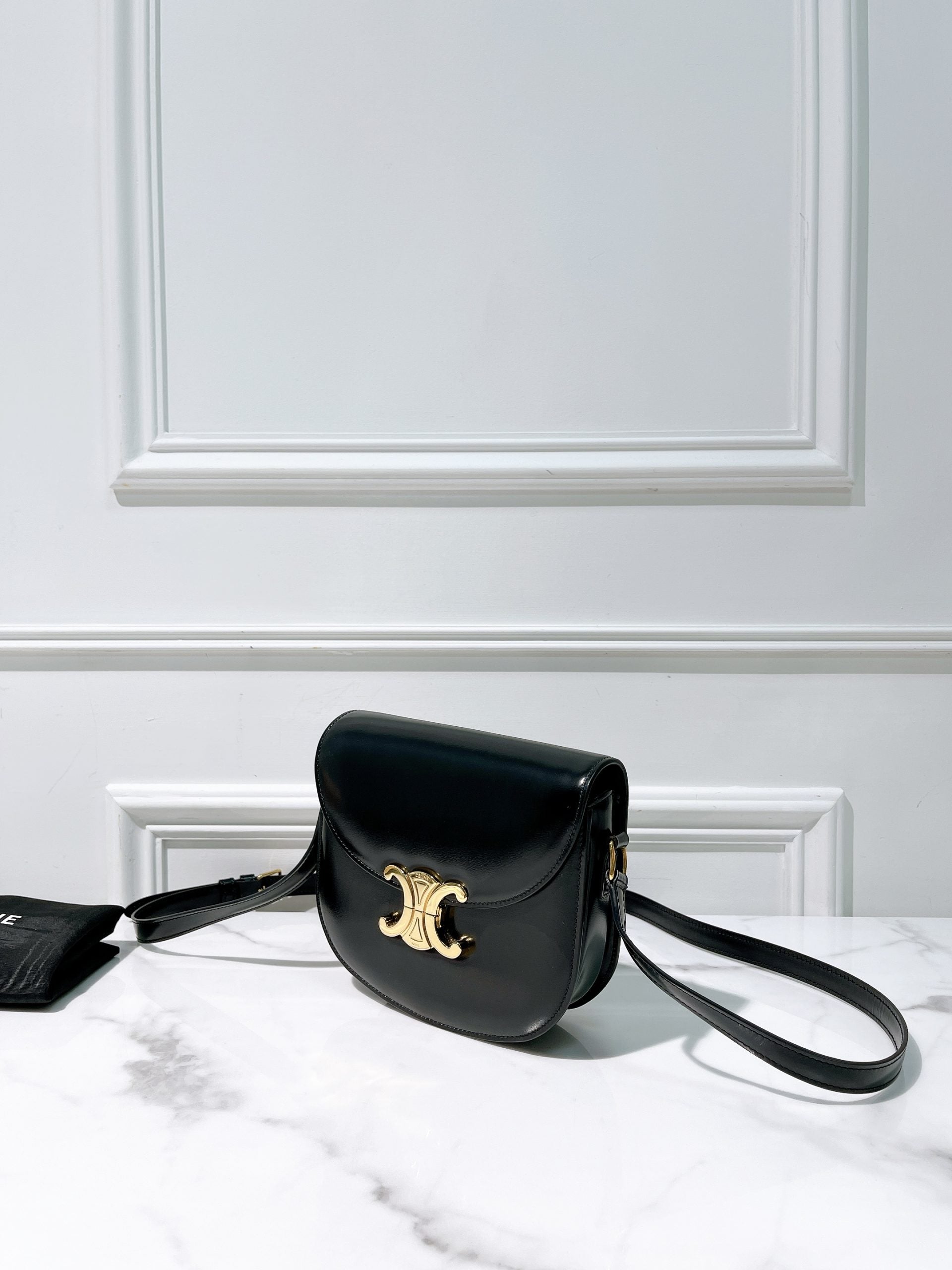 CELINE BESACE CLEA, Black/Gold