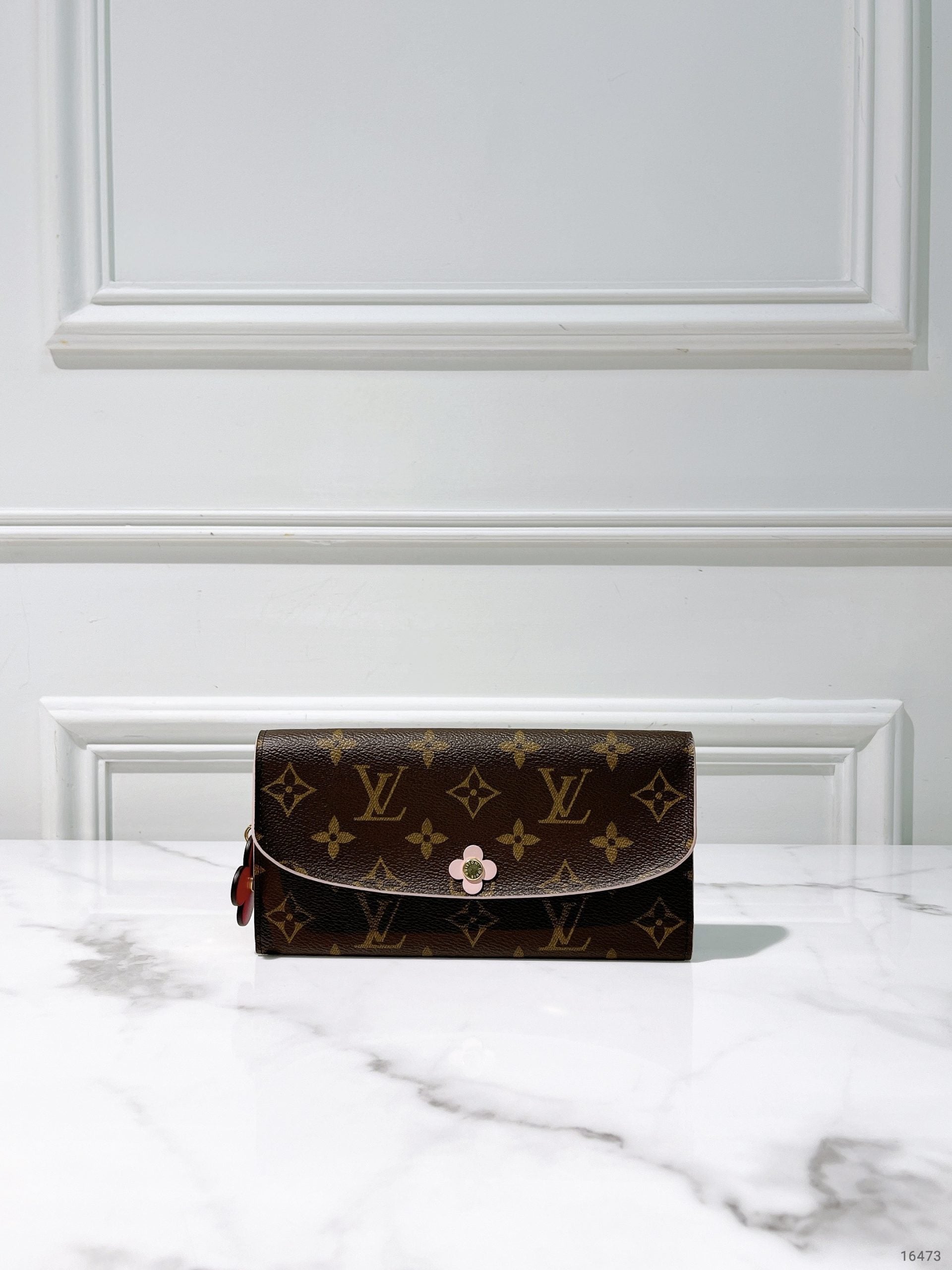LV WALLET, Monogram