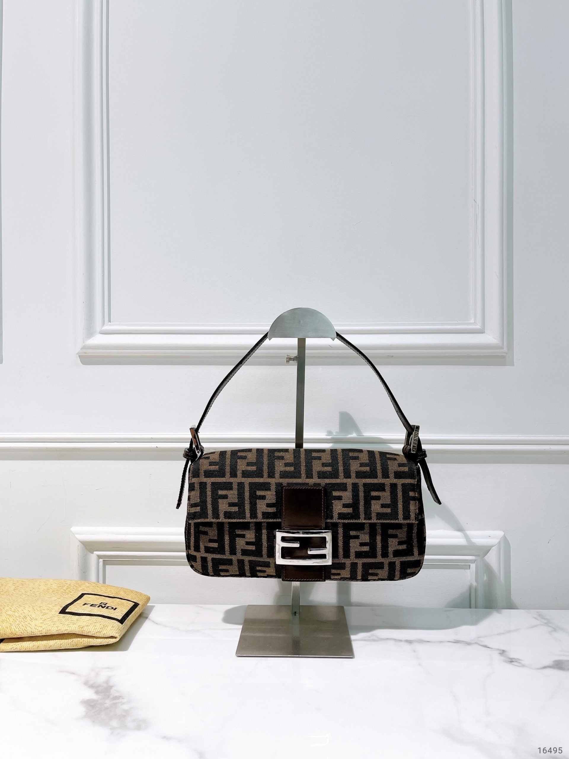 FENDI VINTAGE BAGUETTE