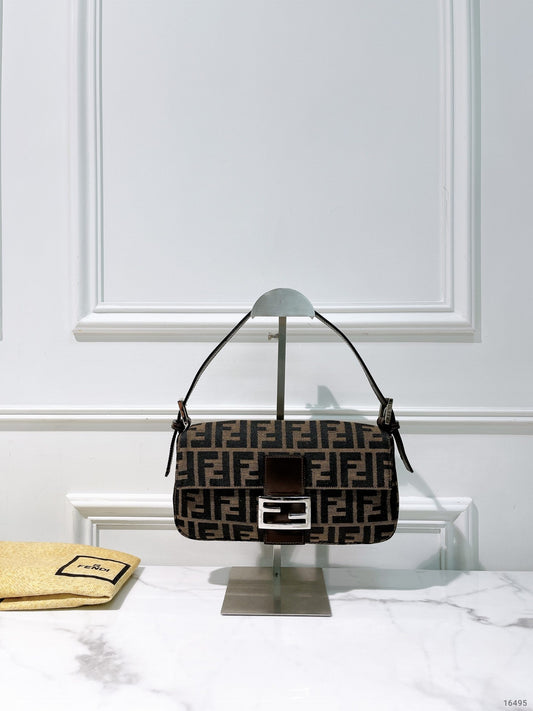 FENDI VINTAGE BAGUETTE