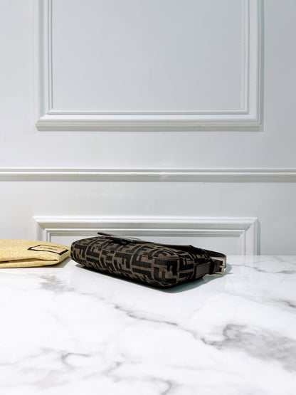 FENDI VINTAGE BAGUETTE