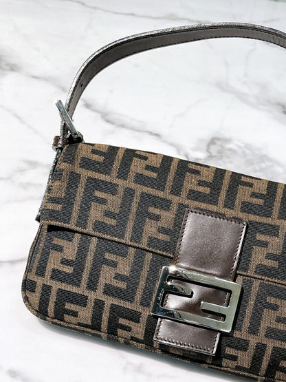 FENDI VINTAGE BAGUETTE