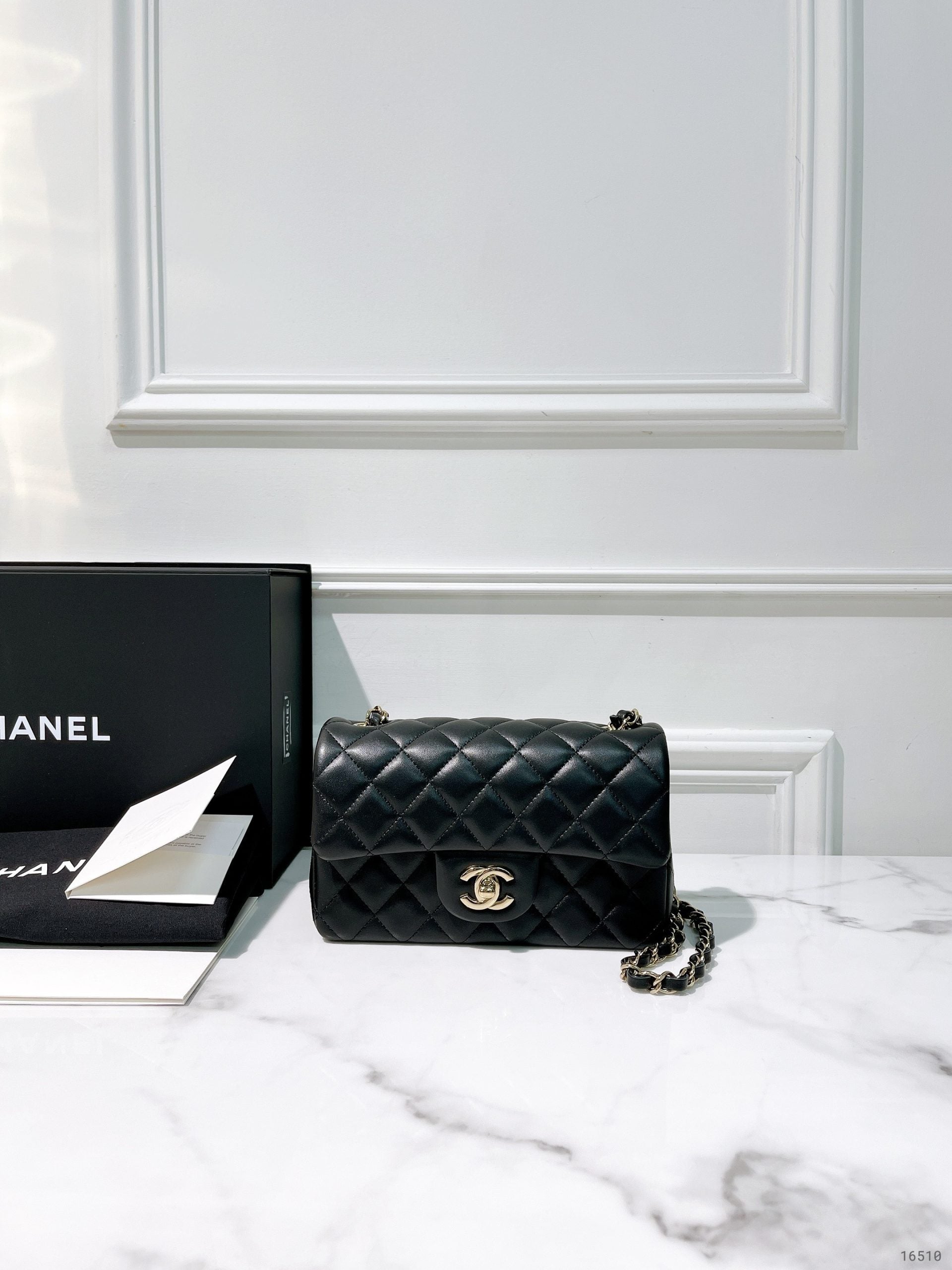 CHANEL MINI FLAP, Black/Gold