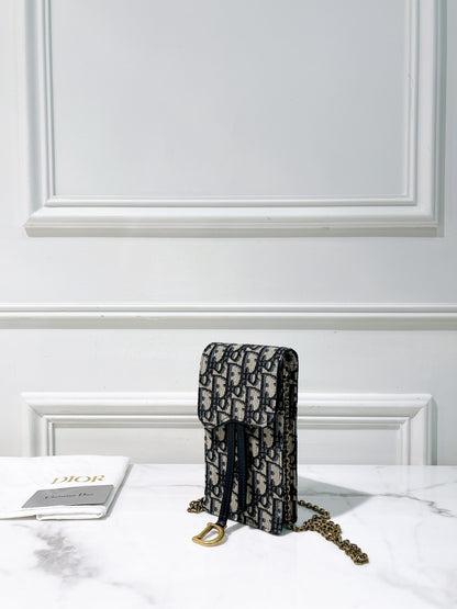 DIOR SADDLE PHONE BAG