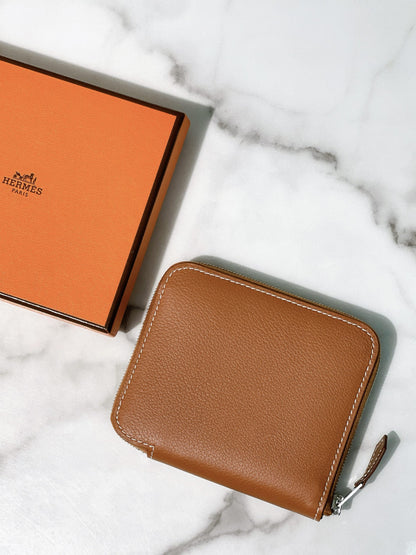 HERMES SILK IN COMPACT WALLET