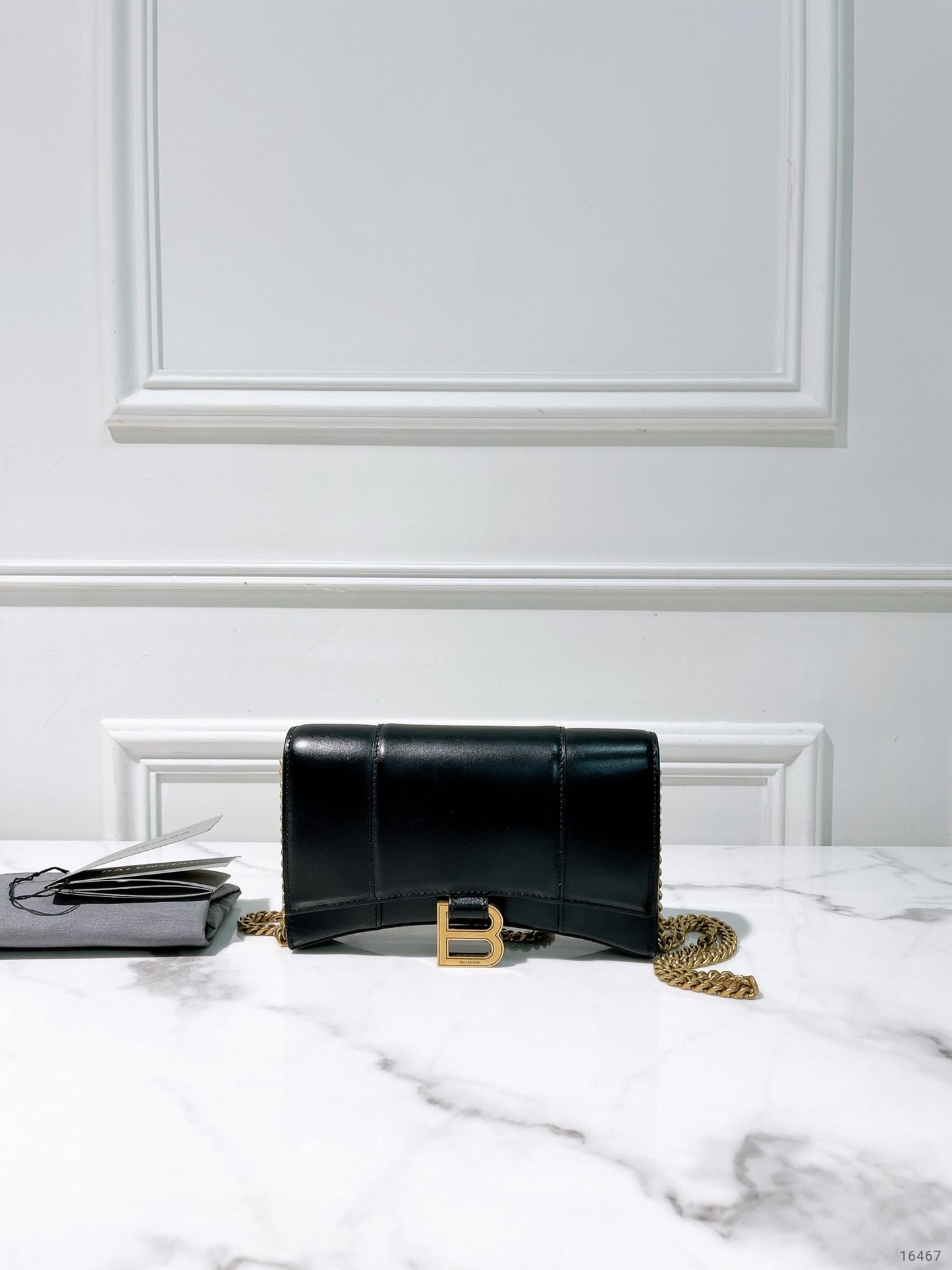 BALENCIAGA HOURGLASS WOC, Black/Gold