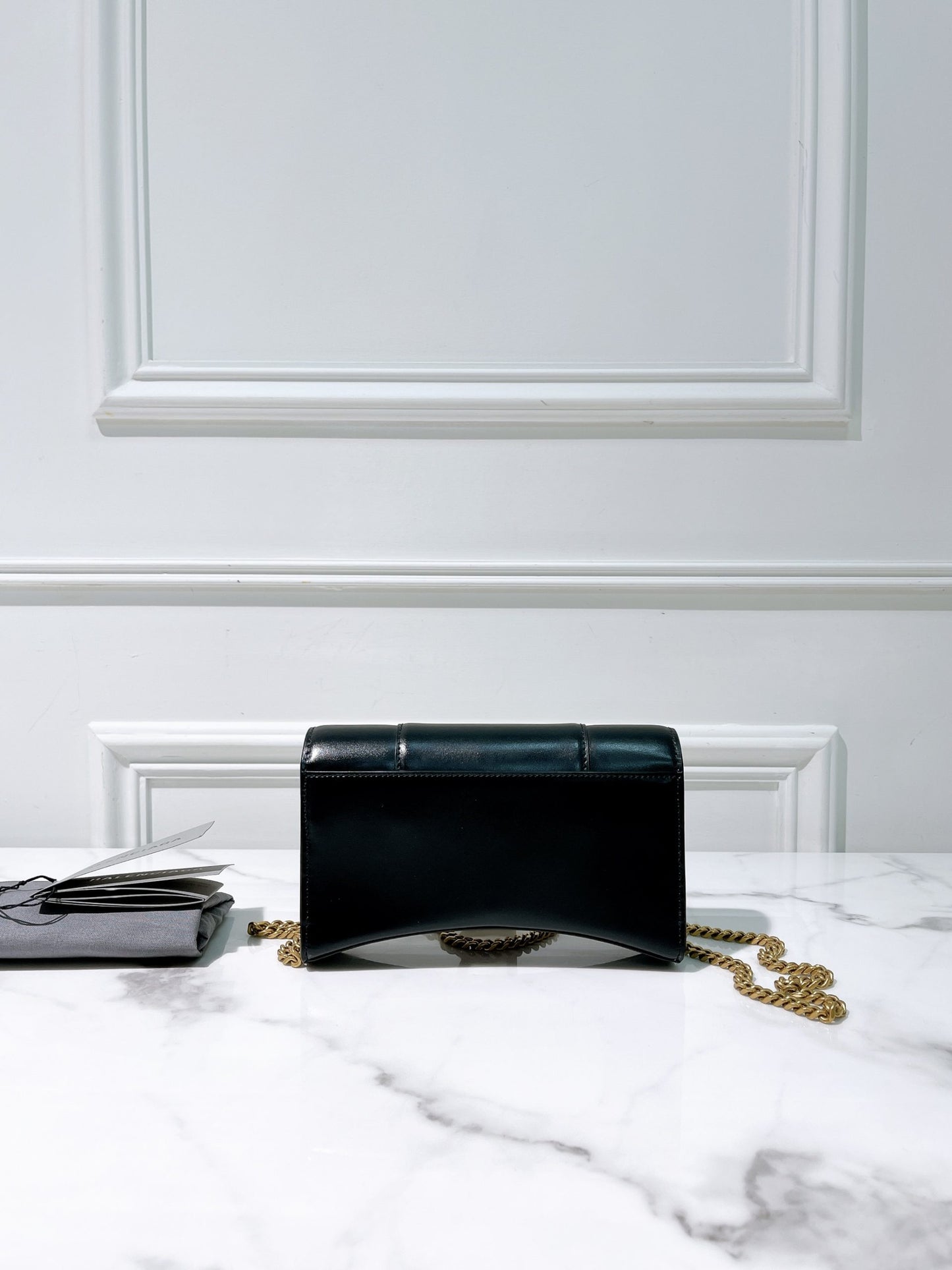 BALENCIAGA HOURGLASS WOC, Black/Gold