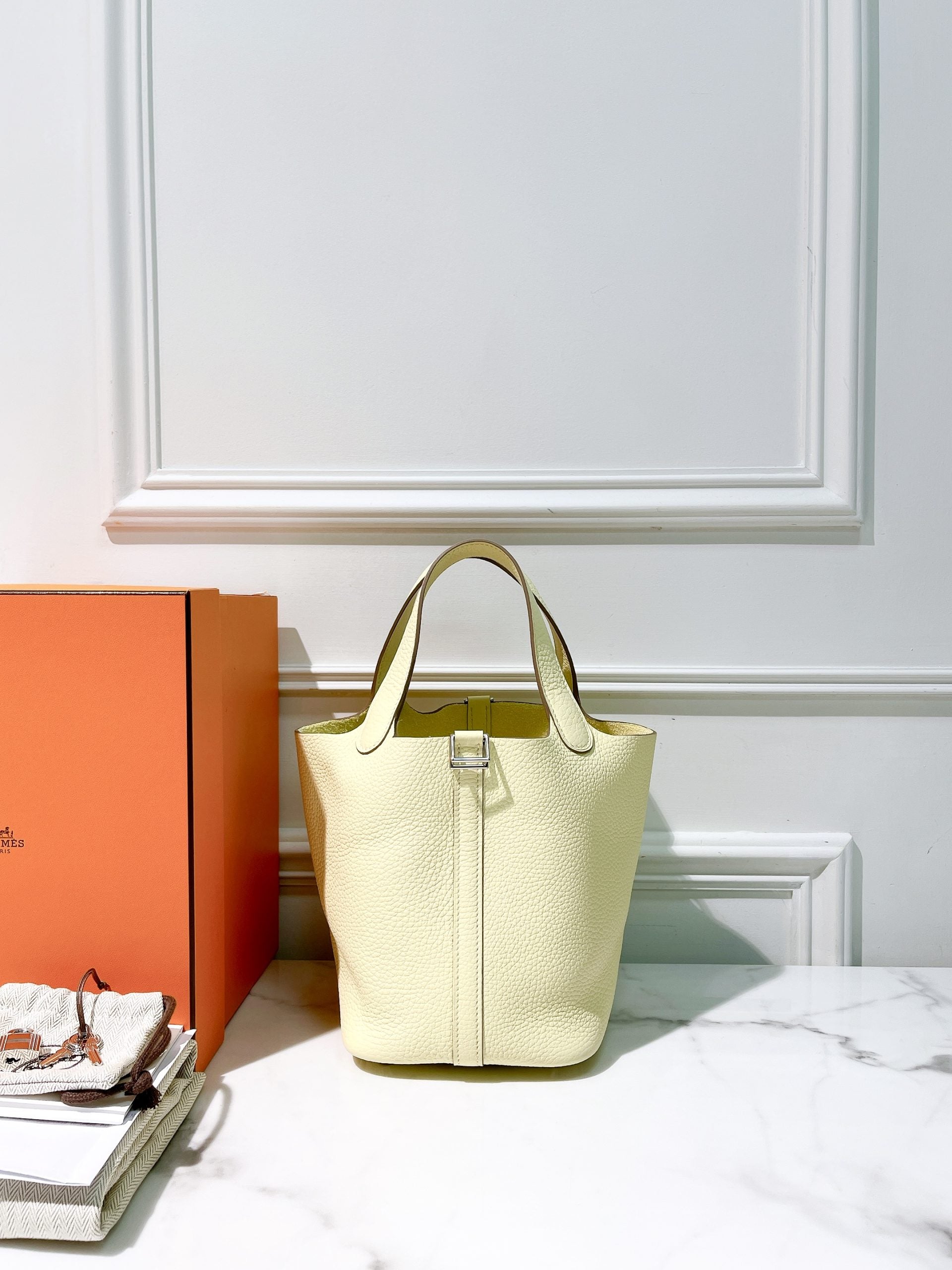 HERMES PICOTIN 18, Jaune Milton/Silver