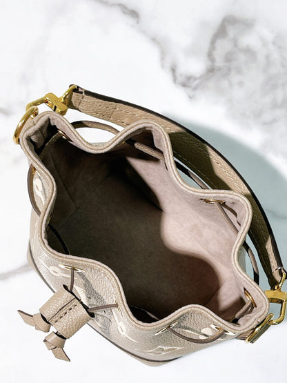 LV NANO NOE, Tourterelle Gray/Cream/Gold