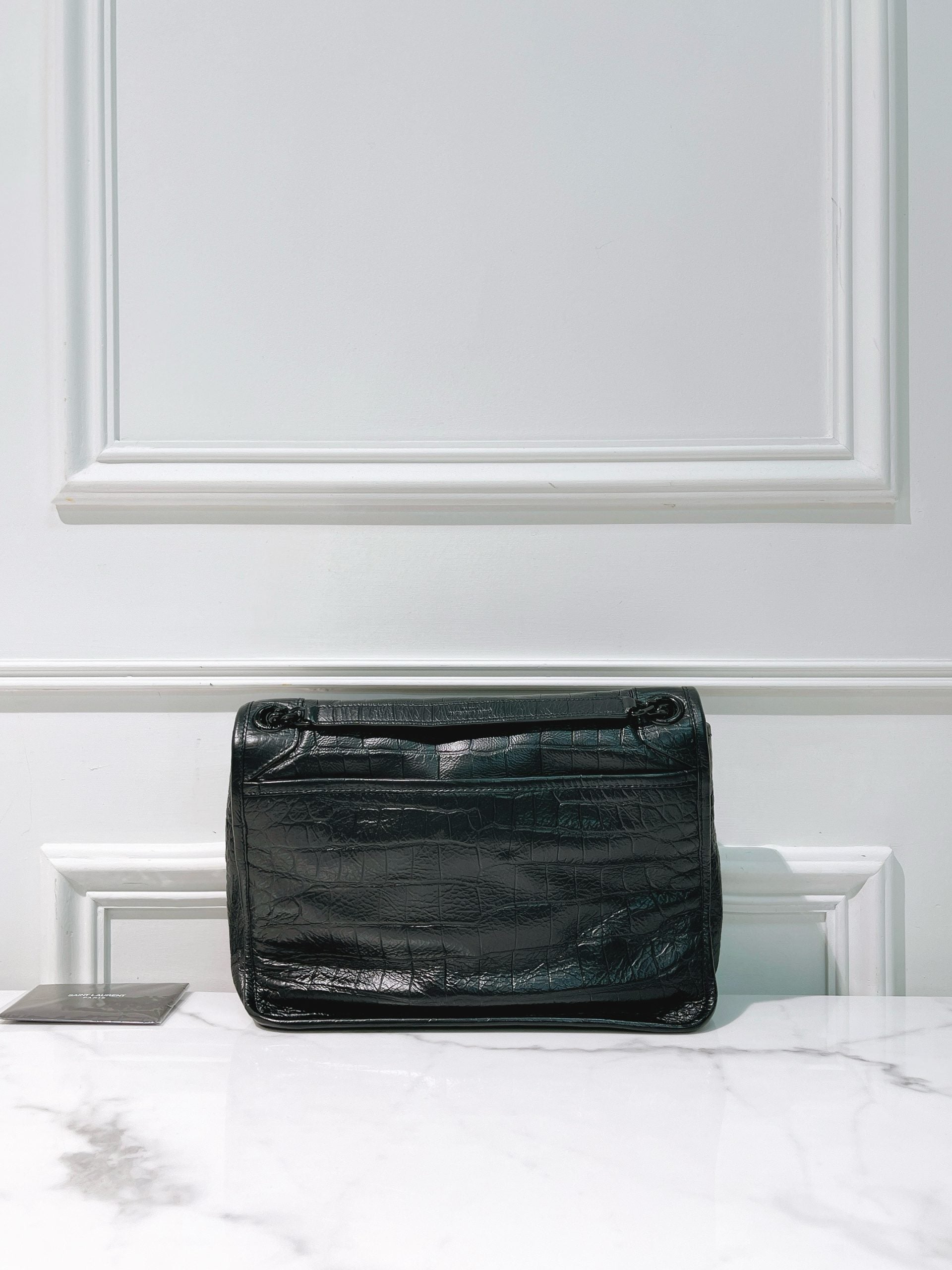 YSL NIKI MEDIUM, So Black