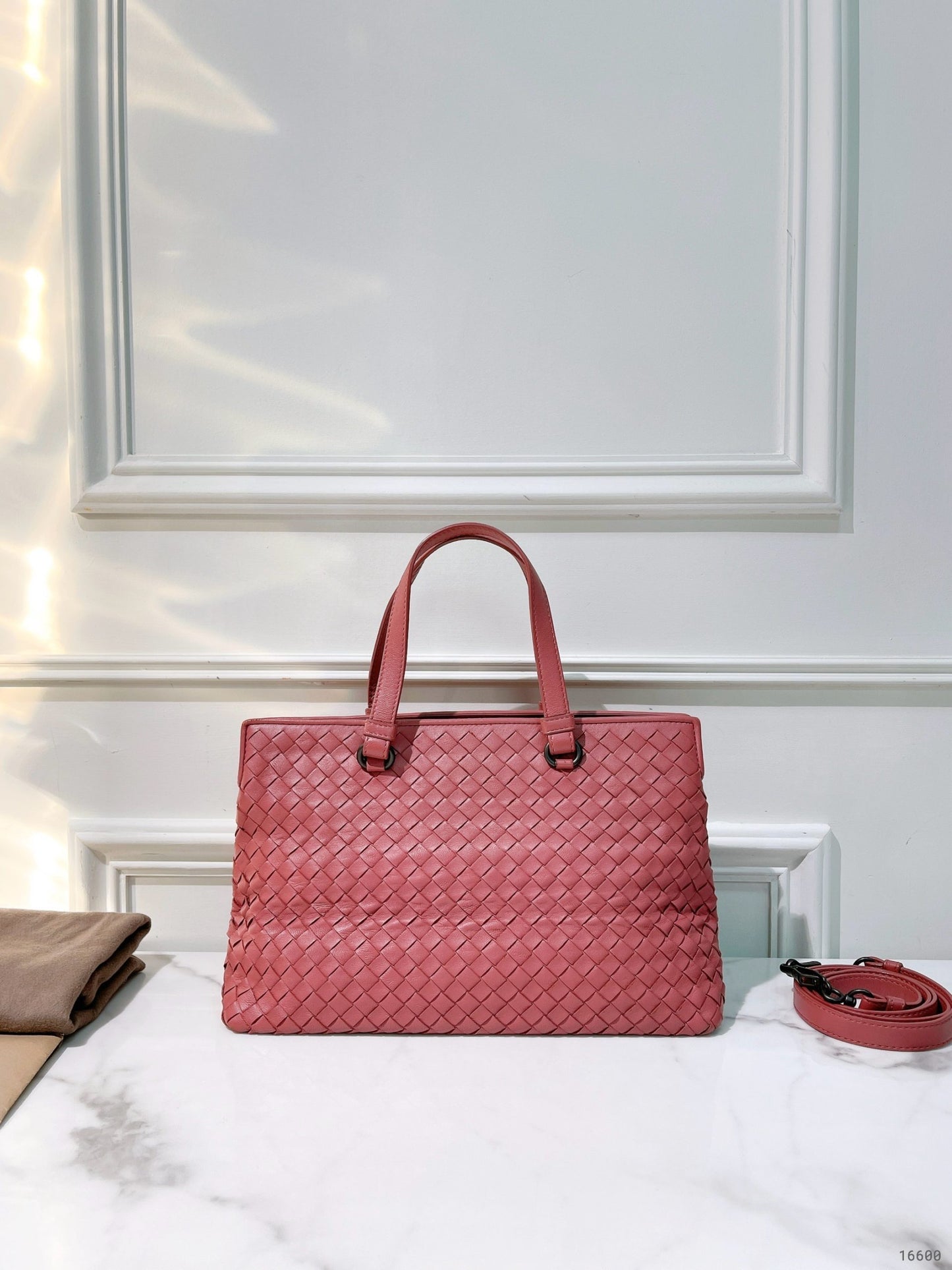 BOTTEGA VENETA TOTE