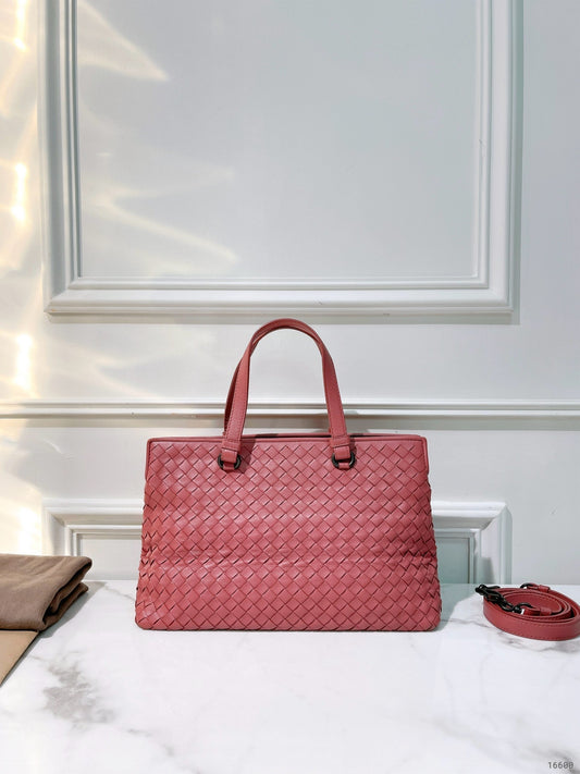 BOTTEGA VENETA TOTE