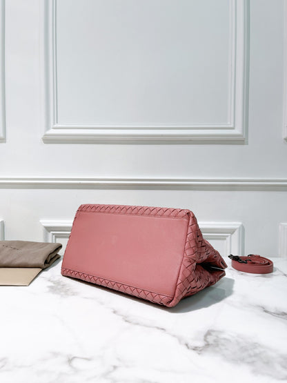 BOTTEGA VENETA TOTE