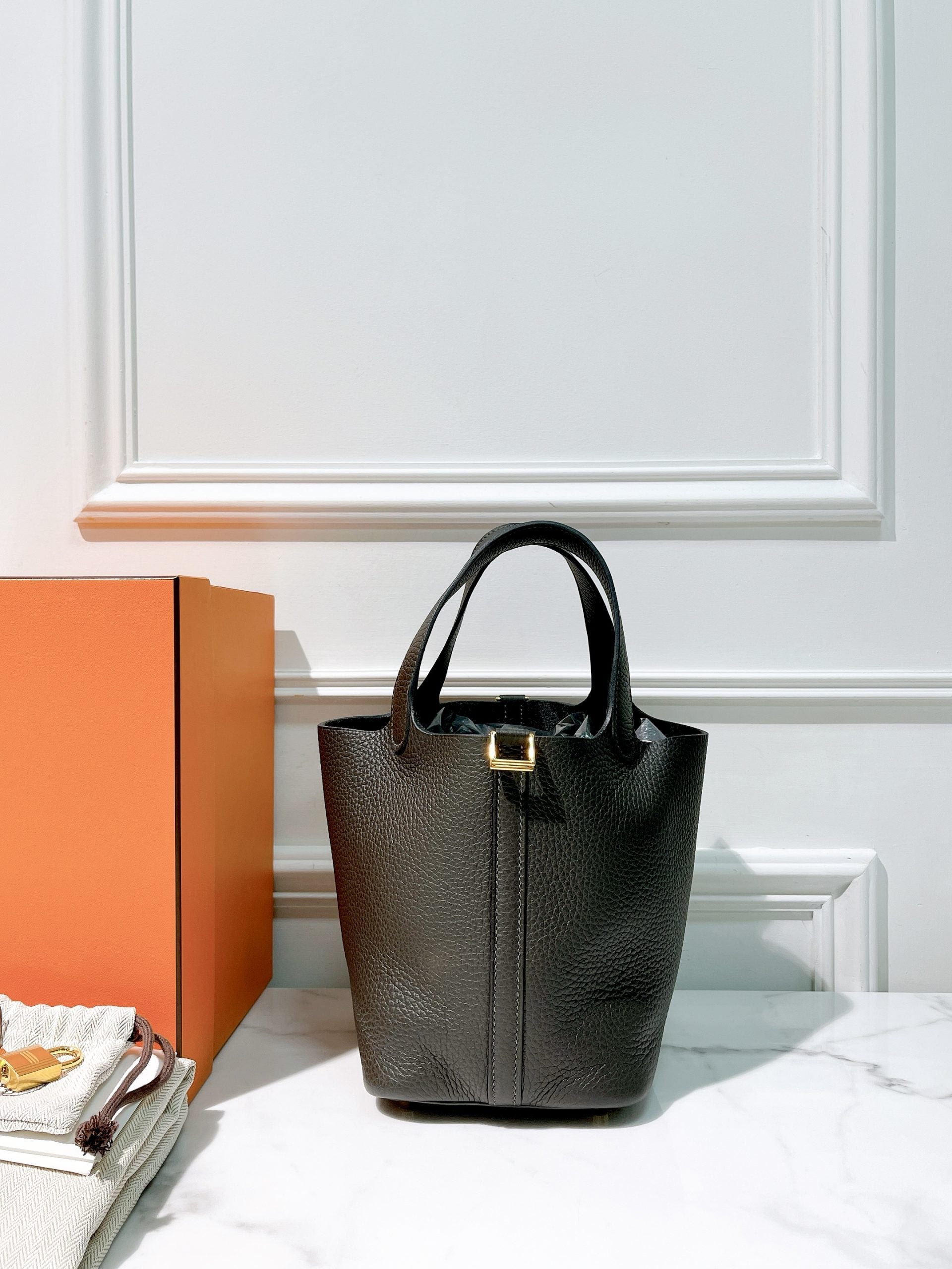 HERMES PICOTIN 18, Dark Bronze/Gold