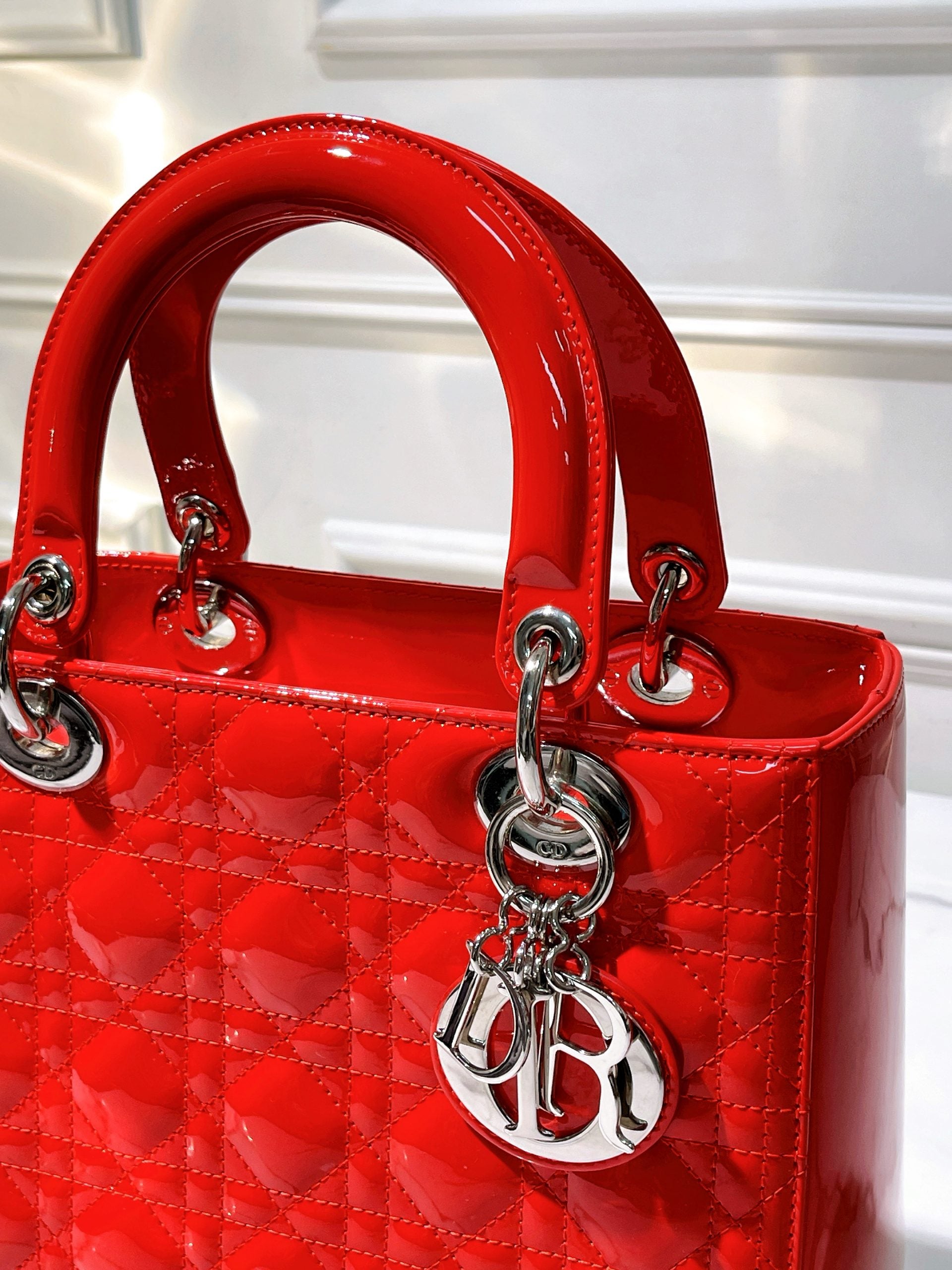 DIOR MEDIUM LADY DIOR, Red/Gold