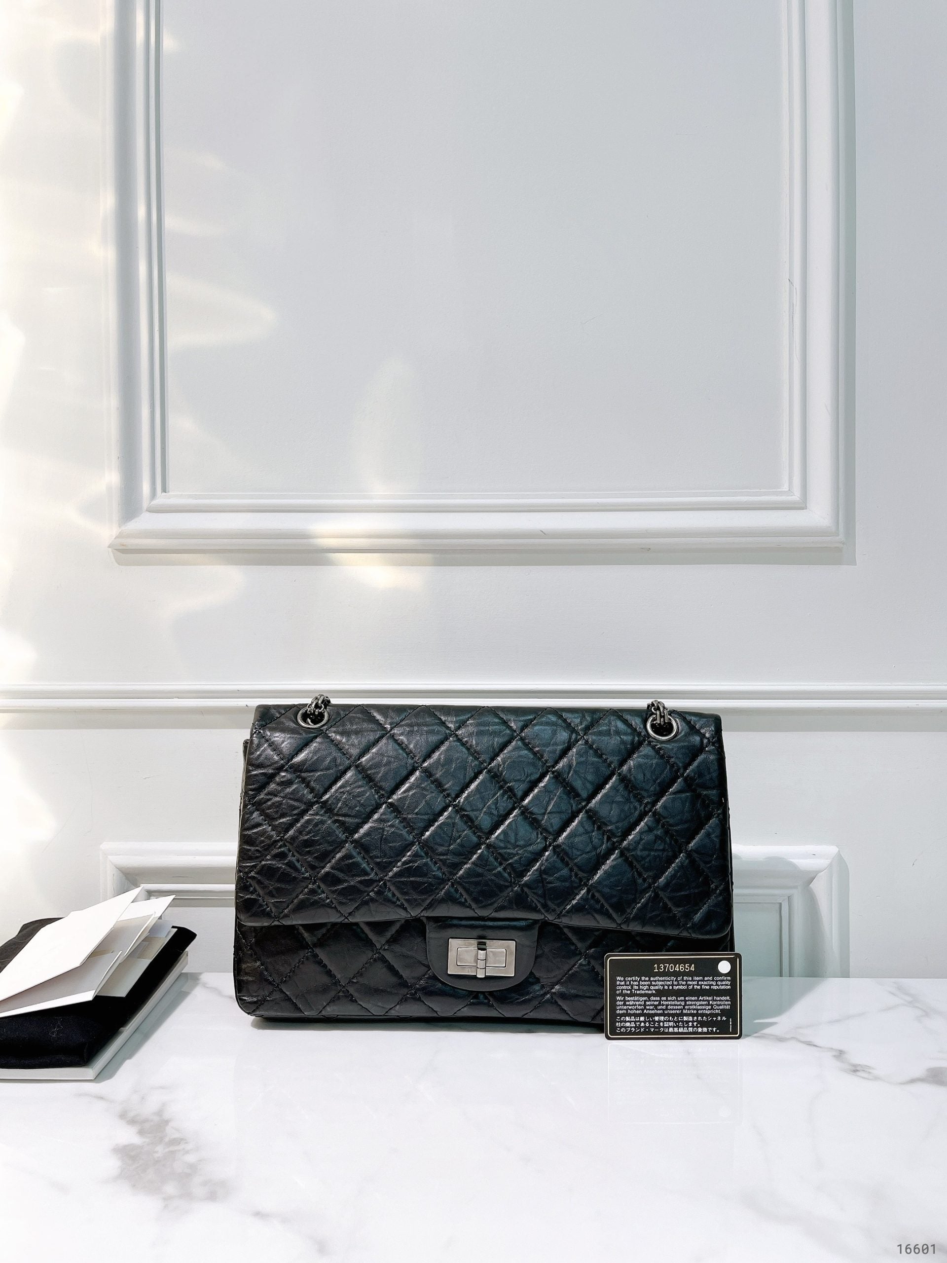 CHANEL 2.55 LARGE, Black/Silver