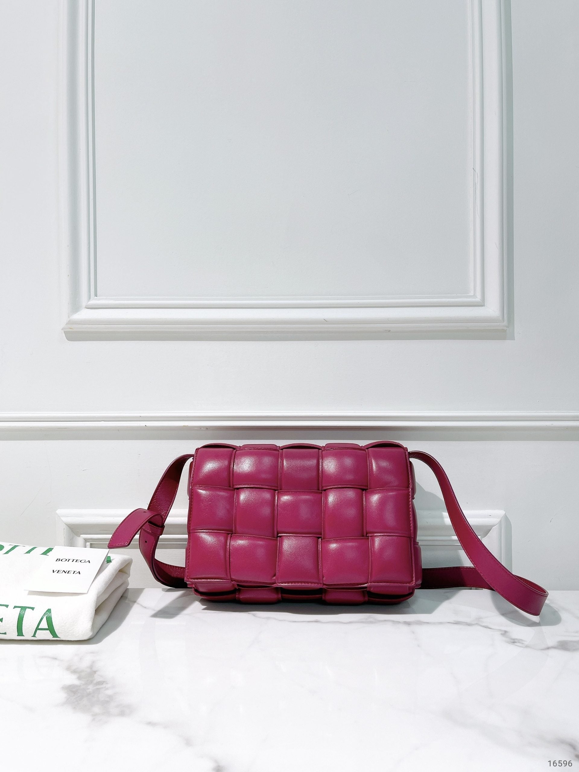 BOTTEGA VENETA PADDED CASSETTE, Pink/Gold