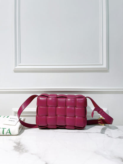 BOTTEGA VENETA PADDED CASSETTE, Pink/Gold
