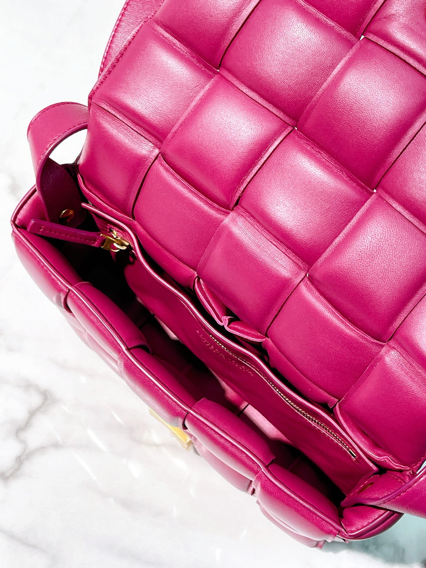 BOTTEGA VENETA PADDED CASSETTE, Pink/Gold