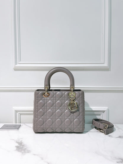 DIOR MEDIUM LADY DIOR, Grey/Gold
