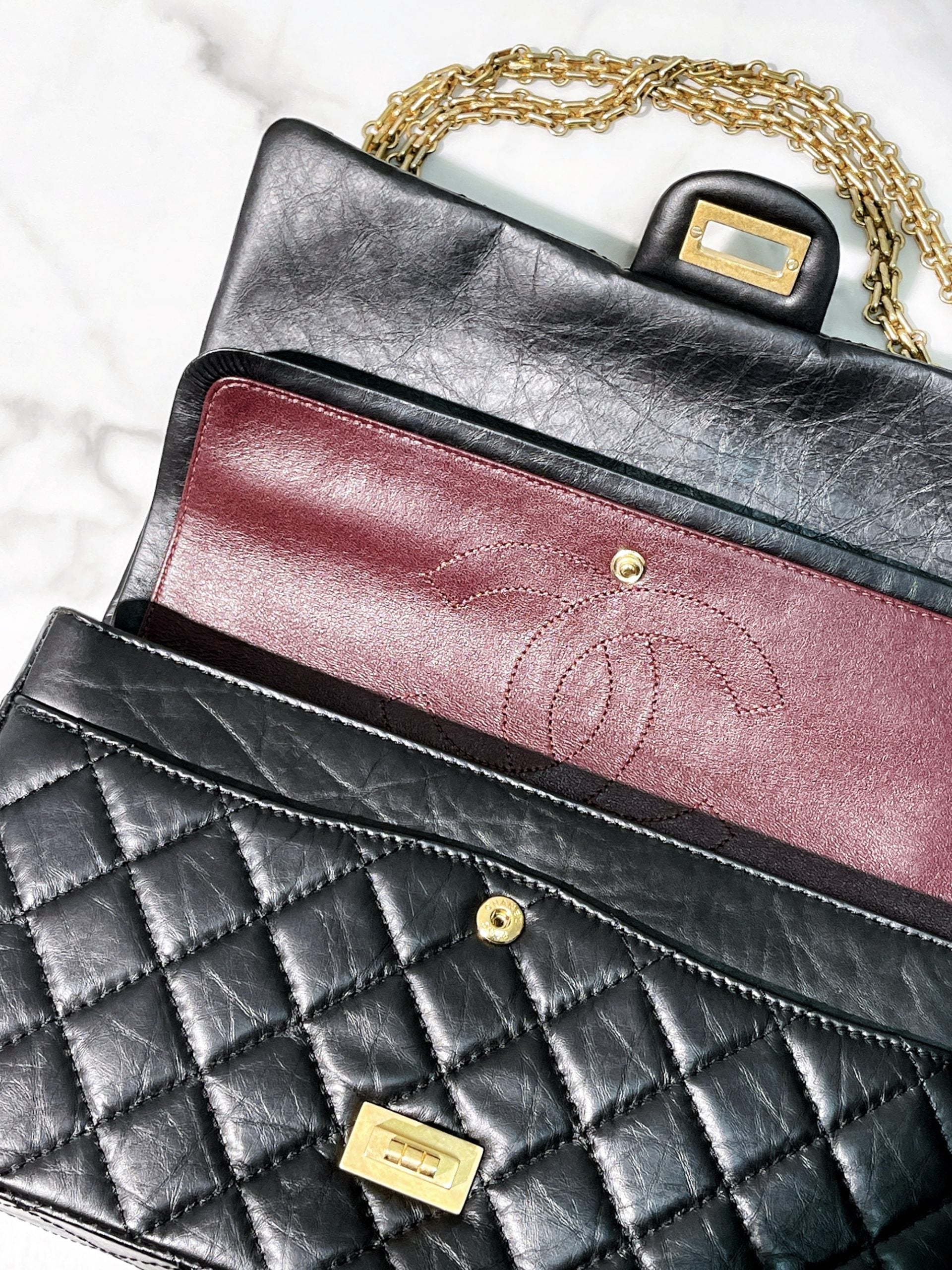 CHANEL 2.55, Black/Gold