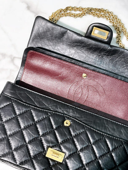 CHANEL 2.55, Black/Gold