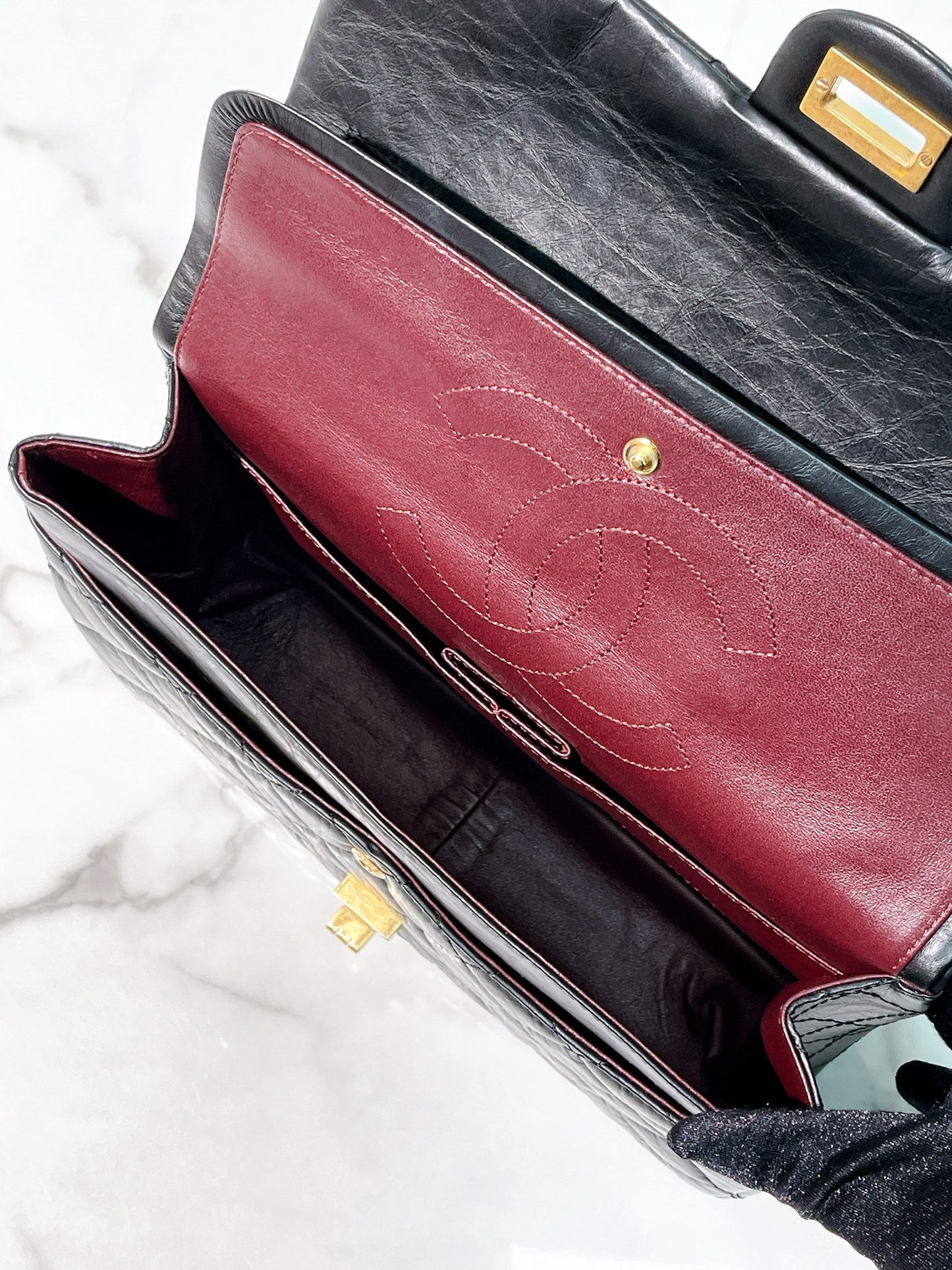 CHANEL 2.55, Black/Gold