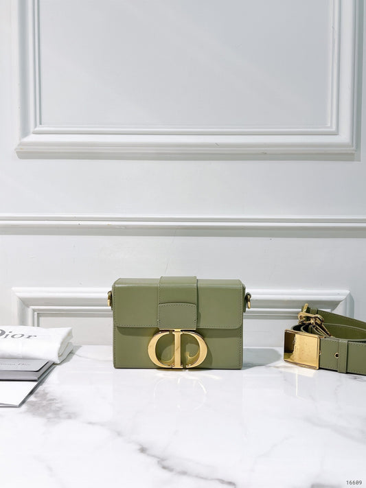 DIOR MONTAIGNE BOX, Green/Gold