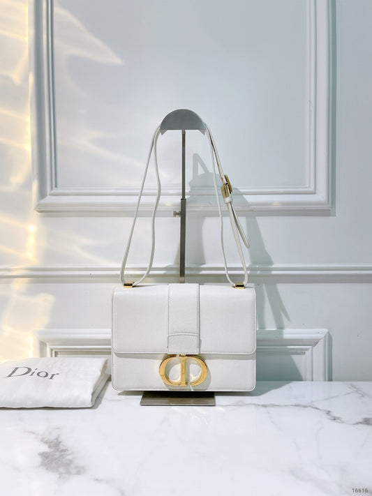 DIOR MONTAIGNE BAG, White/Gold