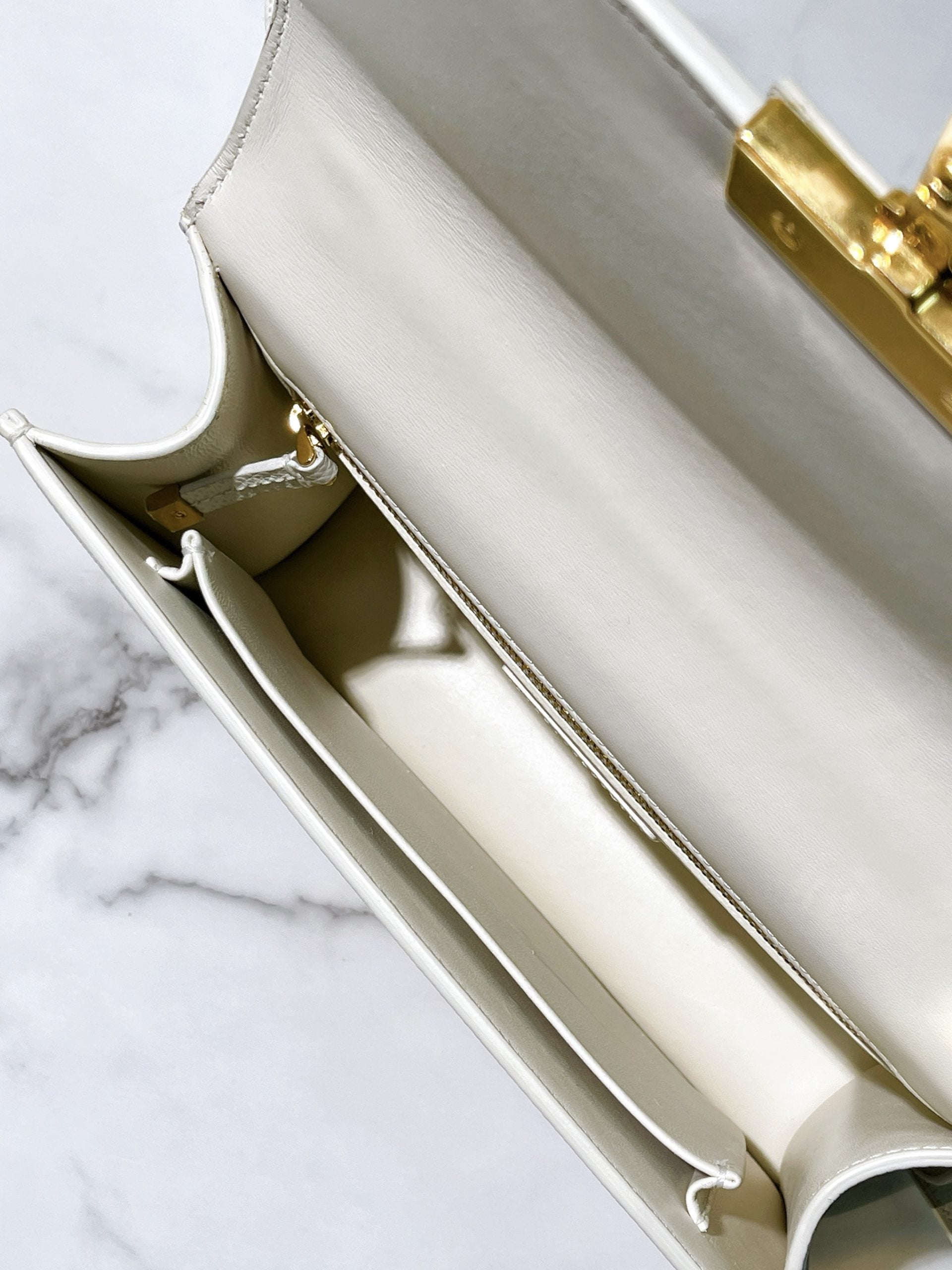 DIOR MONTAIGNE BAG, White/Gold