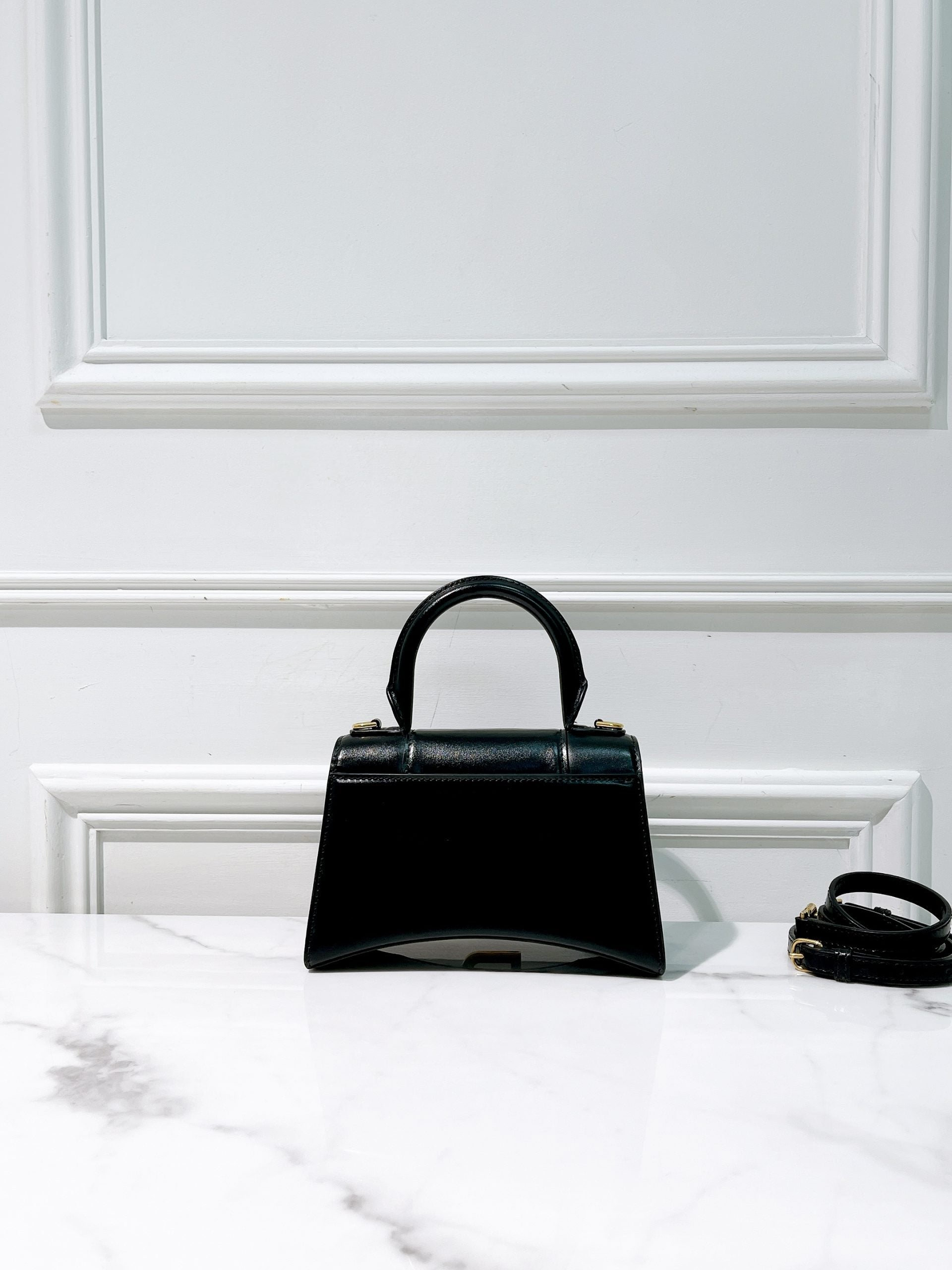 BALENCIAGA HOURGLASS XS, Black/Gold