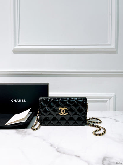CHANEL 24B MINI WOC, Black/Gold