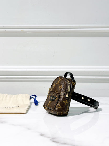 LV PARTY PALM SPRING BRACELET BAG, Monogram