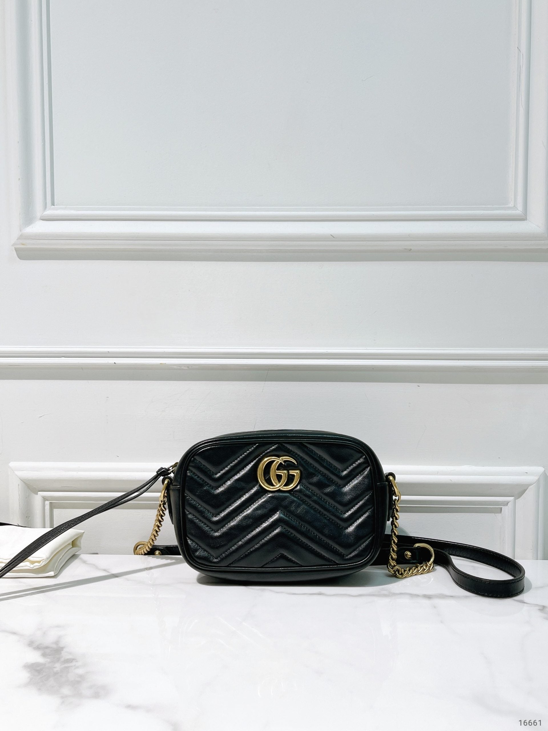 GUCCI MARMONT CAMERA BAG, Black/Gold