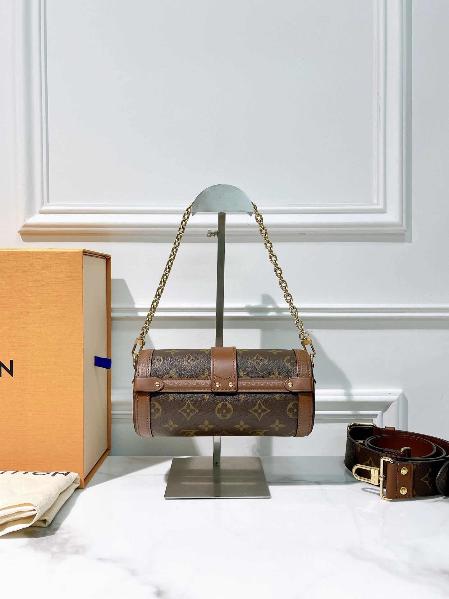 LV PAPILLON, Monogram