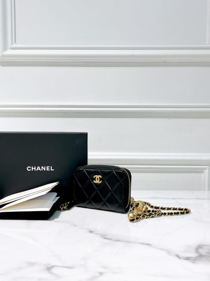 CHANEL 22C PEARL CRUSH MINI WOC, Black/Gold