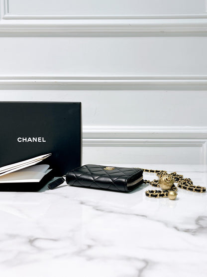 CHANEL 22C PEARL CRUSH MINI WOC, Black/Gold