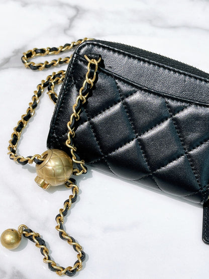 CHANEL 22C PEARL CRUSH MINI WOC, Black/Gold