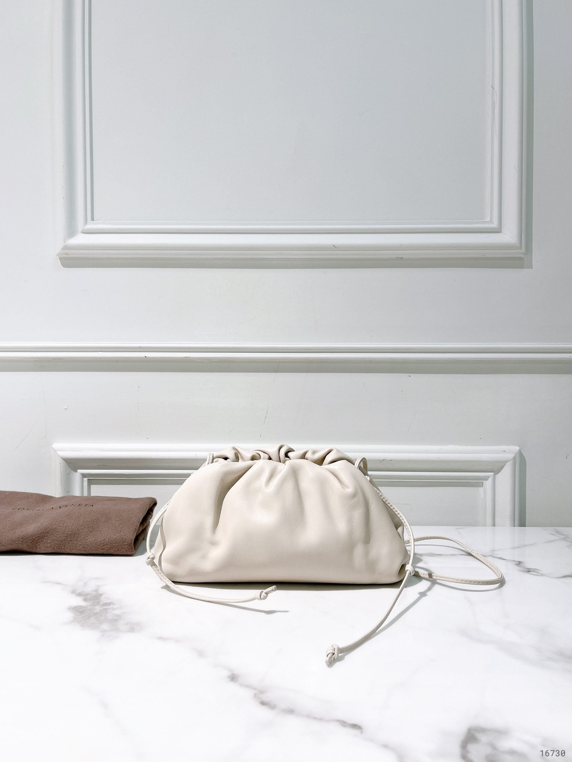 BOTTEGA VENETA MINI POUCH, White