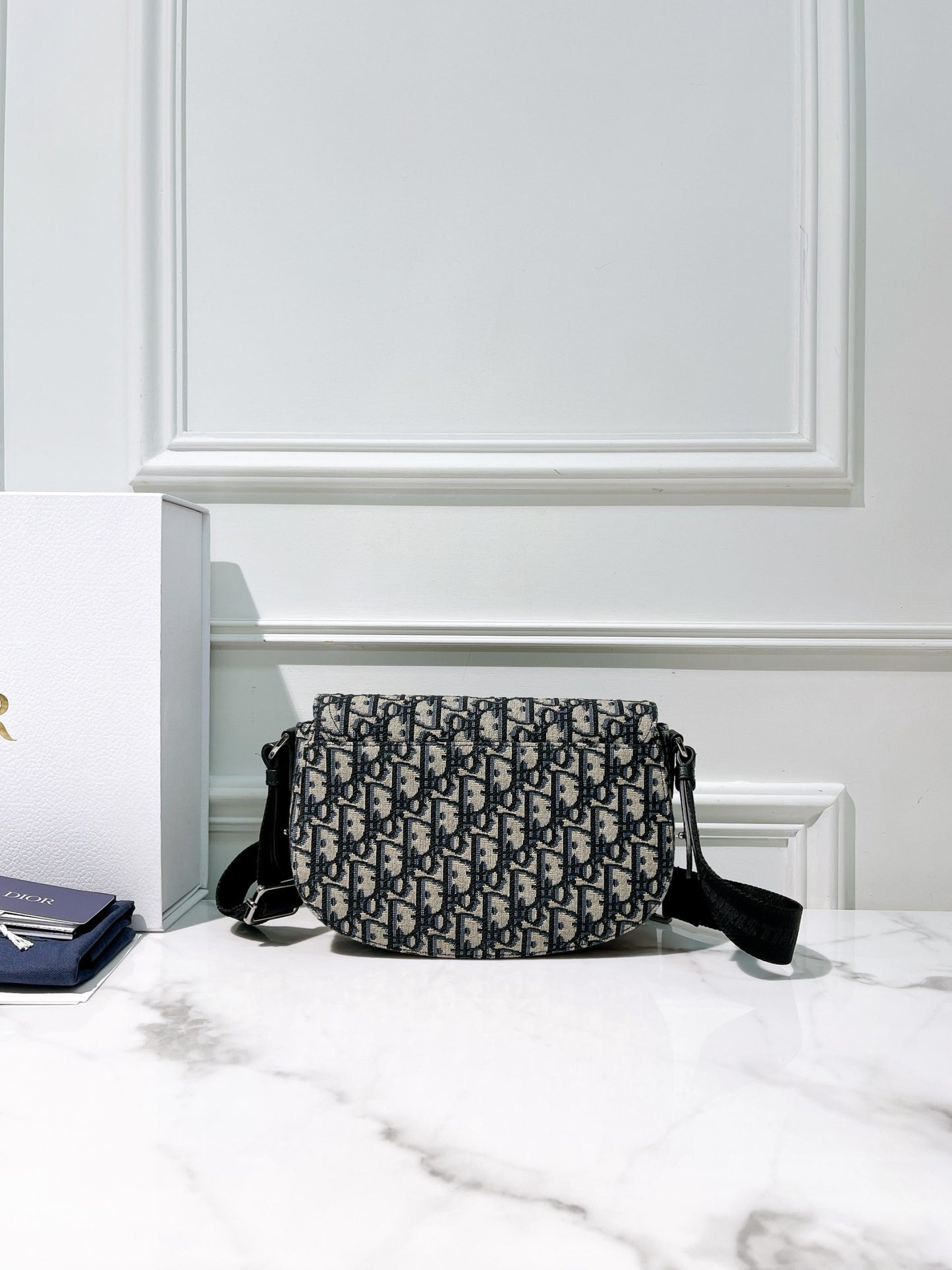 DIOR SMALL SADDLE MESSENGER BAG