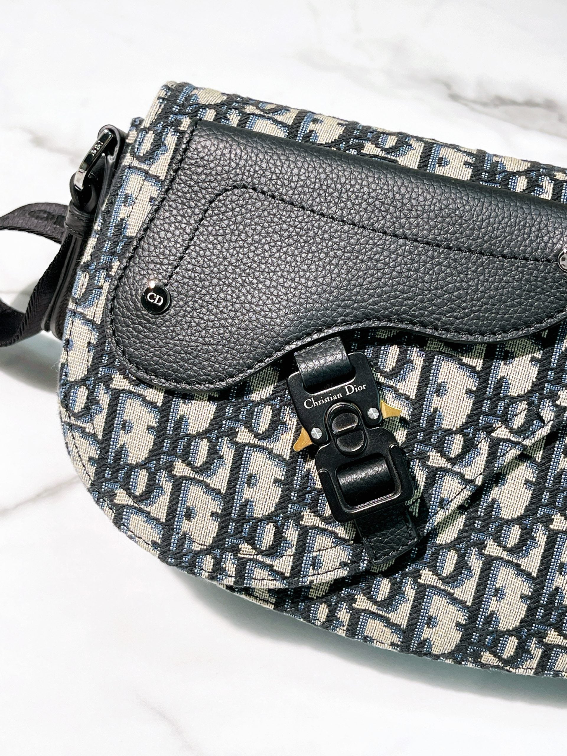 DIOR SMALL SADDLE MESSENGER BAG