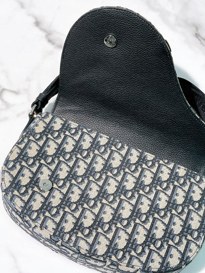 DIOR SMALL SADDLE MESSENGER BAG