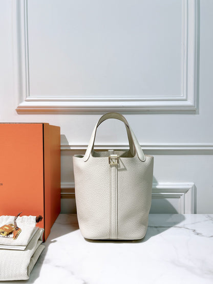 HERMES PICOTIN TOUCH 18, Craie/Gold