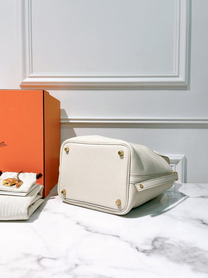 HERMES PICOTIN TOUCH 18, Craie/Gold