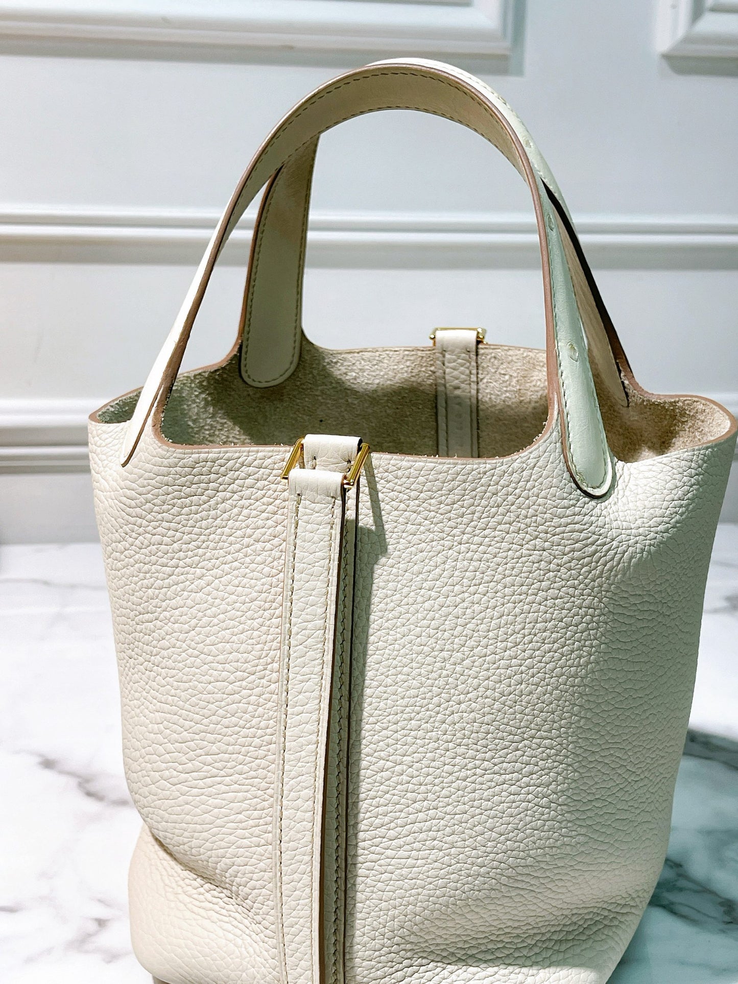 HERMES PICOTIN TOUCH 18, Craie/Gold