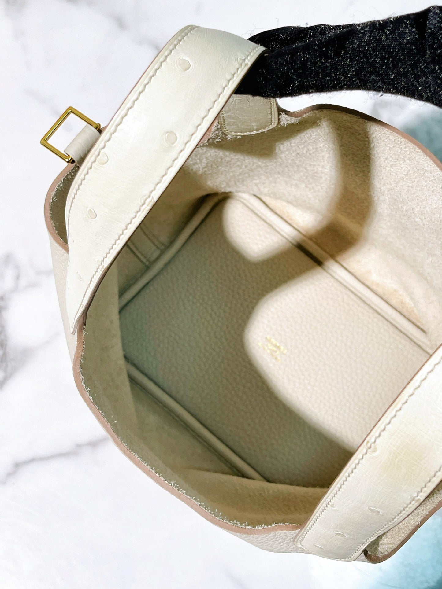 HERMES PICOTIN TOUCH 18, Craie/Gold